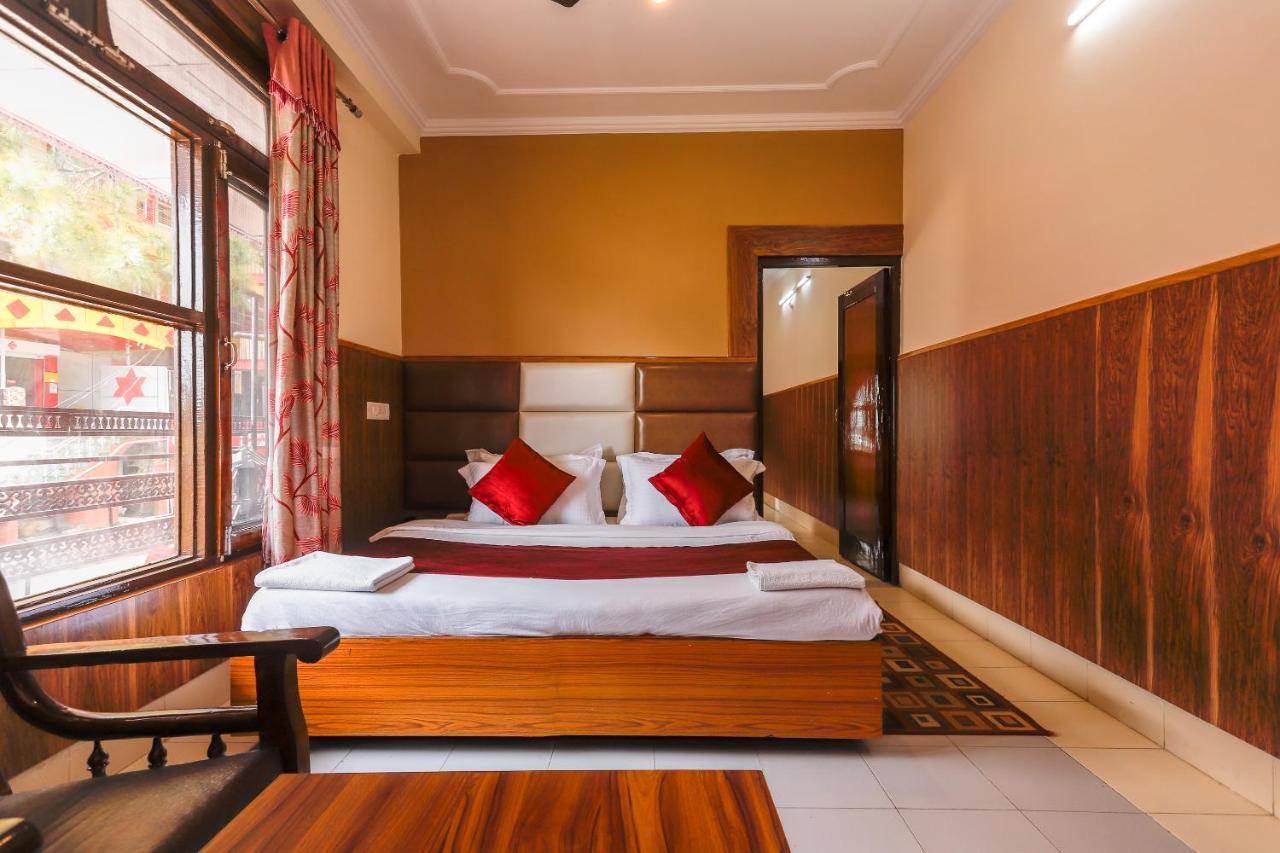 Hotel Varuni Mcleodganj Дармсала Экстерьер фото