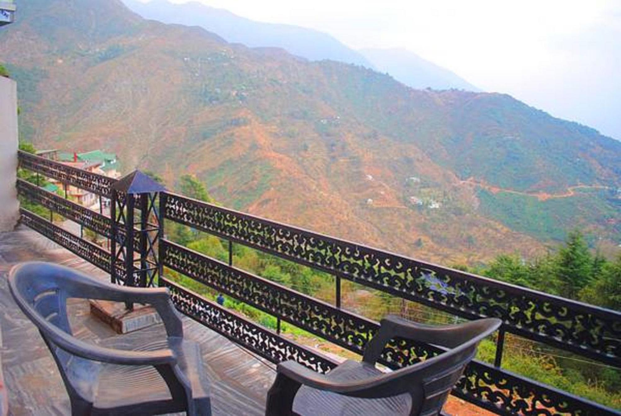 Hotel Varuni Mcleodganj Дармсала Экстерьер фото