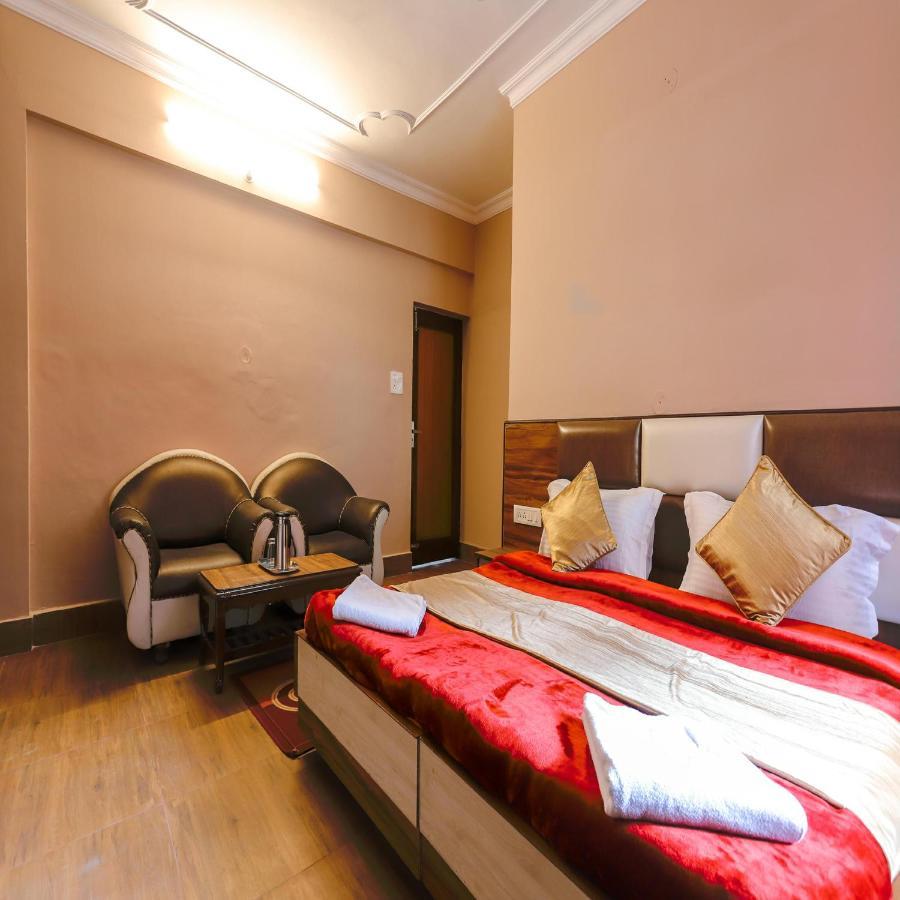 Hotel Varuni Mcleodganj Дармсала Экстерьер фото